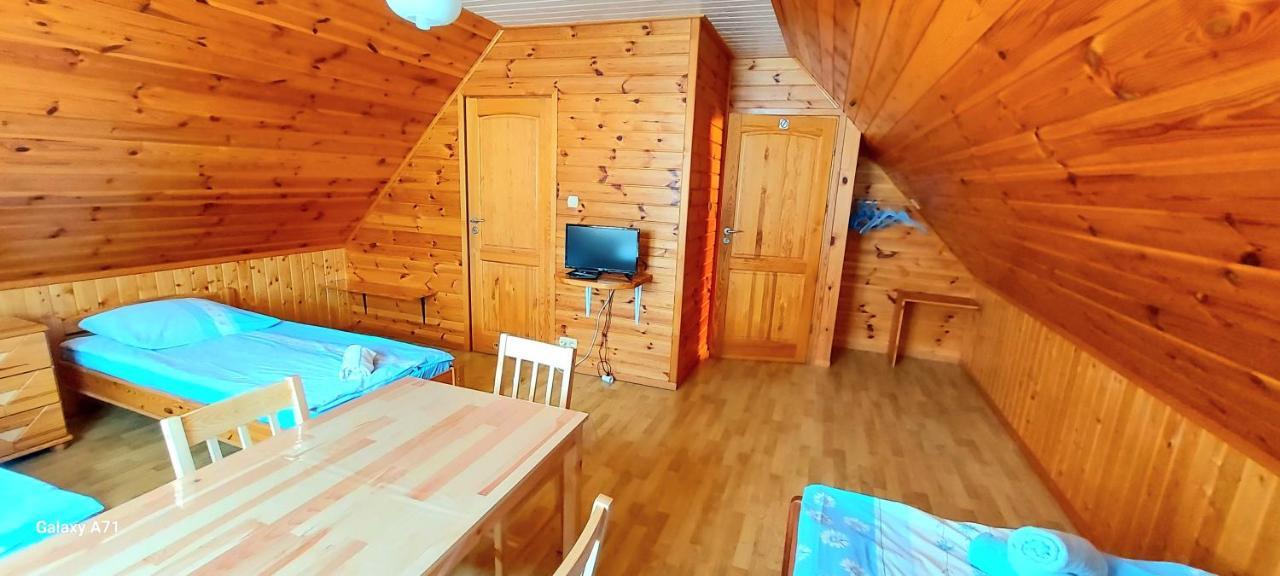 Dom Zajezdny Villa Białowieża Exteriör bild